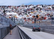 开云体育官网入口-激烈较量！欧洲强队轮番上演惊险一幕，欧洲队员